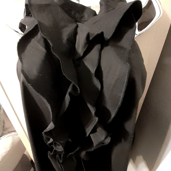 NEW LISTING Espirt Blk Halter top - Picture 2 of 6